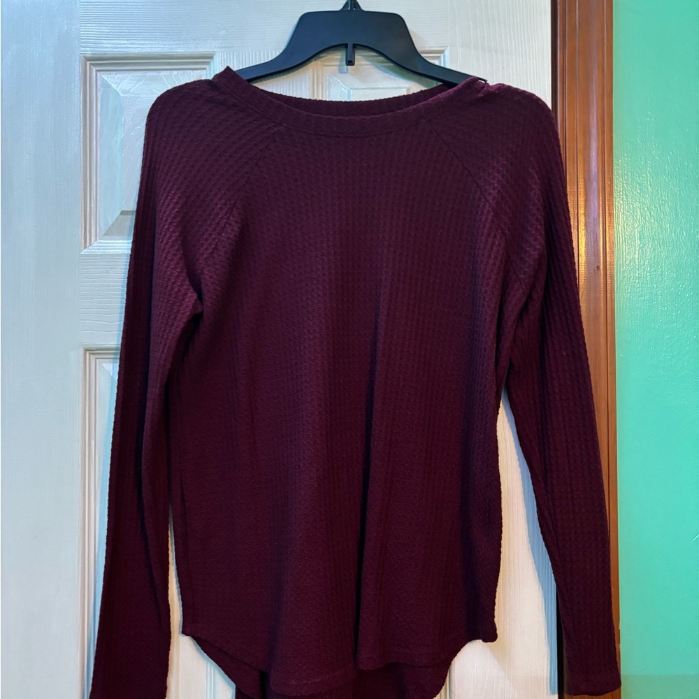 Women's Burgundy Long Sleeve Top